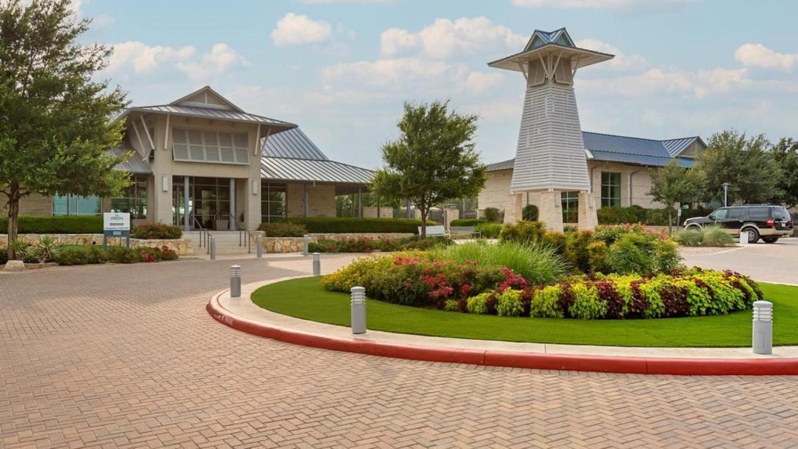 Landing At The Green At Plum Creek - 2 Bedrooms In Kyle Esterno foto